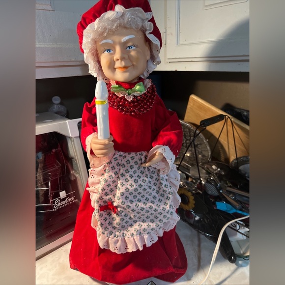 Telco 23” Motion-ettes Christmas Mrs Claus Animated illuminated EUC - Picture 5 of 9